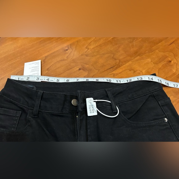 🆕Studio Black Fringe Hem Jeans - Picture 2 of 11